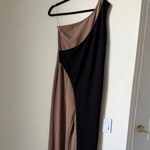 Fashion Nova Black and Brown One-Shoulder Dress